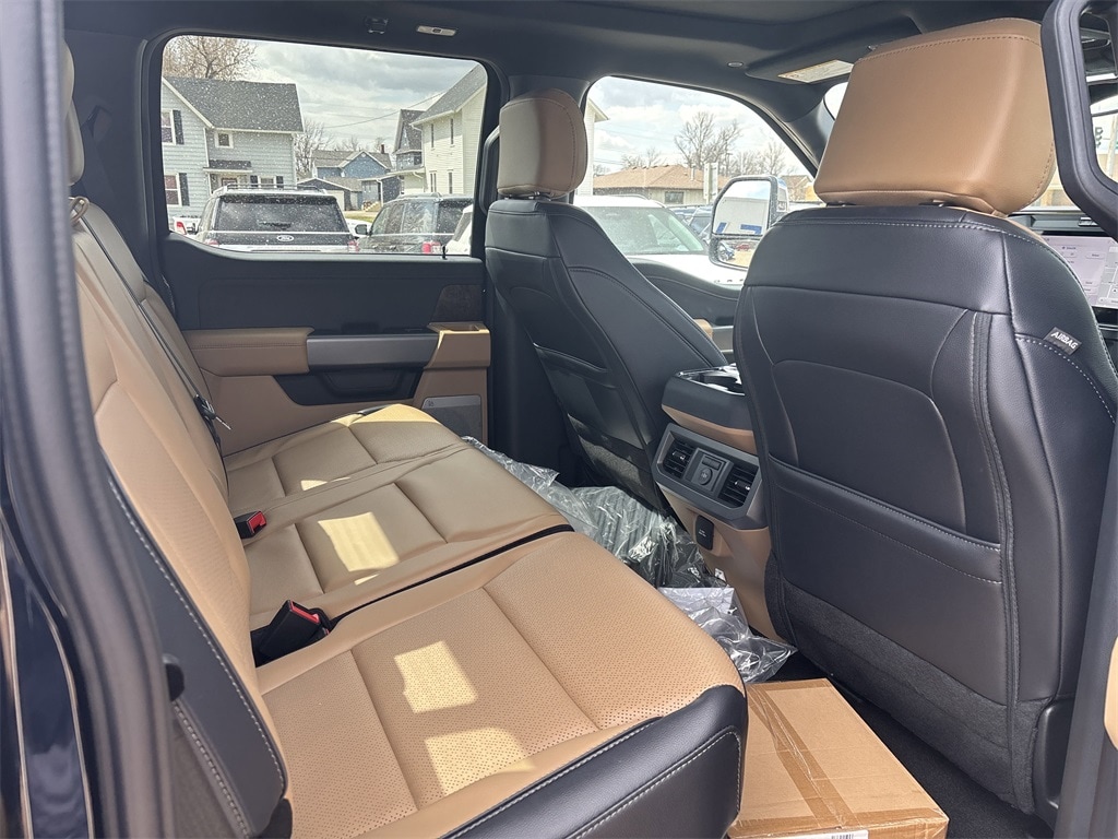 2025 Ford F-250 Super Duty Lariat - Photo 11