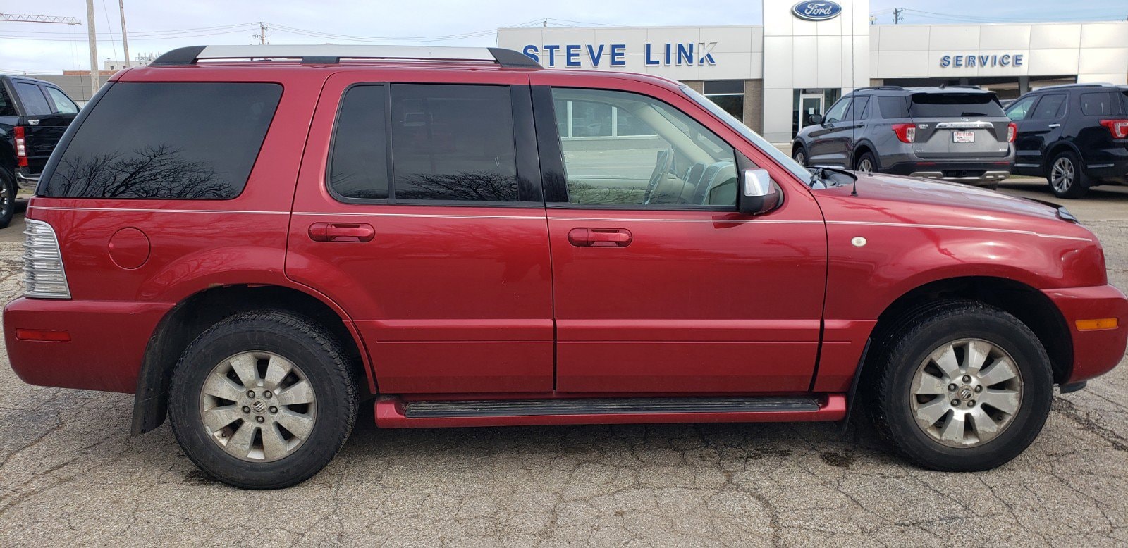 Used 2006 Mercury Mountaineer Premier with VIN 4M2EU48856UJ12719 for sale in Grinnell, IA