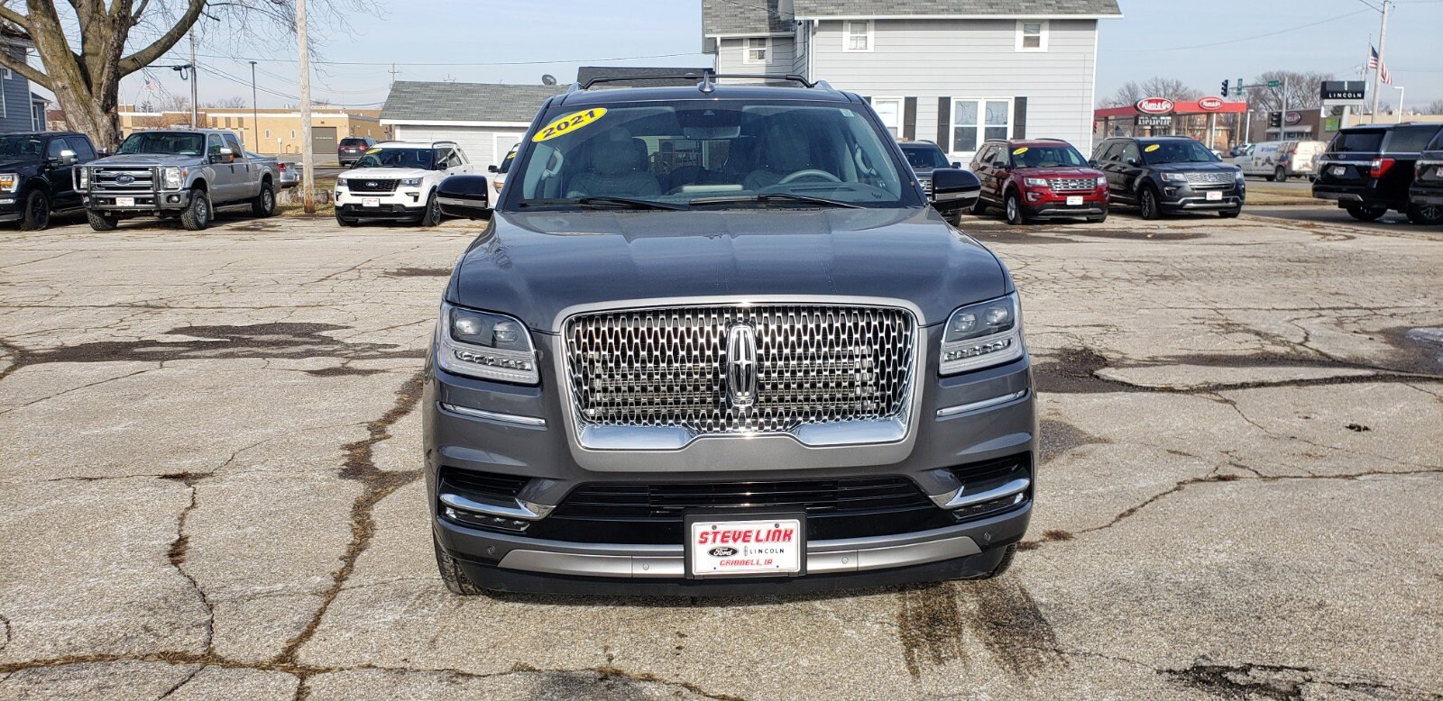 Used 2021 Lincoln Navigator Reserve L with VIN 5LMJJ3LT0MEL17075 for sale in Grinnell, IA