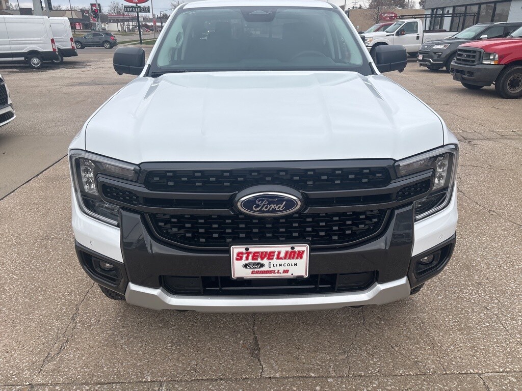 2025 Ford Ranger XLT photo 2