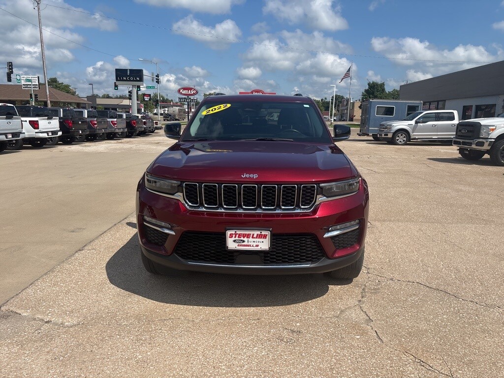 2022 Jeep Grand Cherokee Limited photo 3
