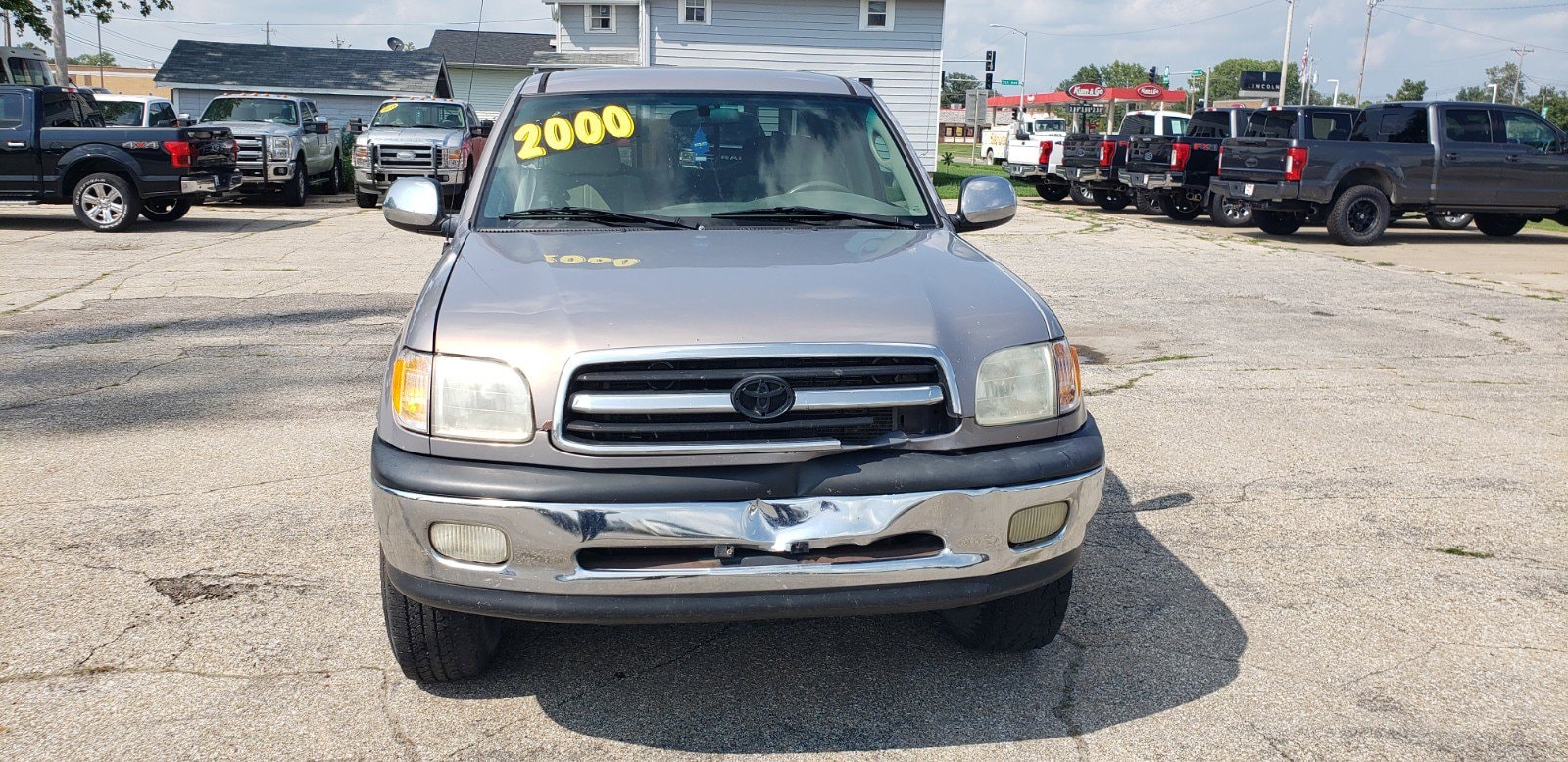 Used 2000 Toyota Tundra SR5 with VIN 5TBBT4415YS002547 for sale in Grinnell, IA