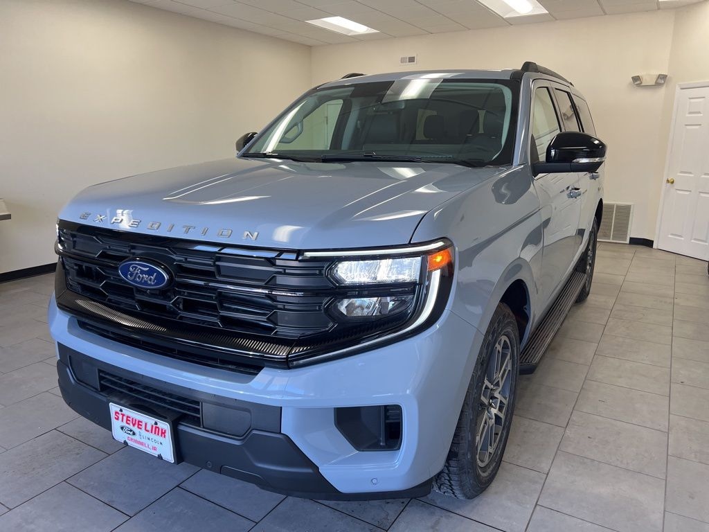 New 2026 Ford Expedition Active SUV