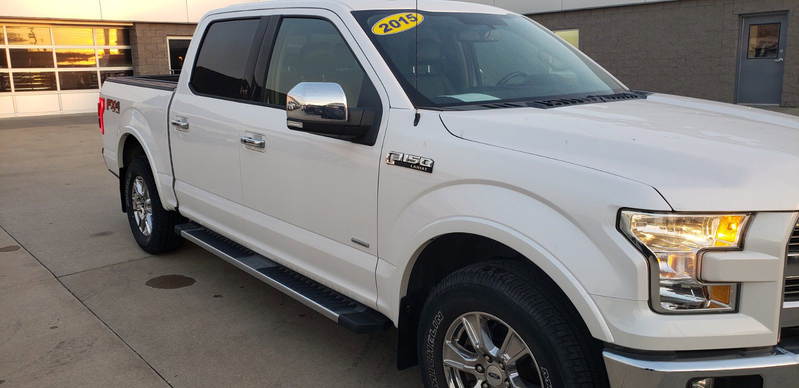 Used 2015 Ford F-150 Lariat with VIN 1FTEW1EP0FKD90109 for sale in Grinnell, IA