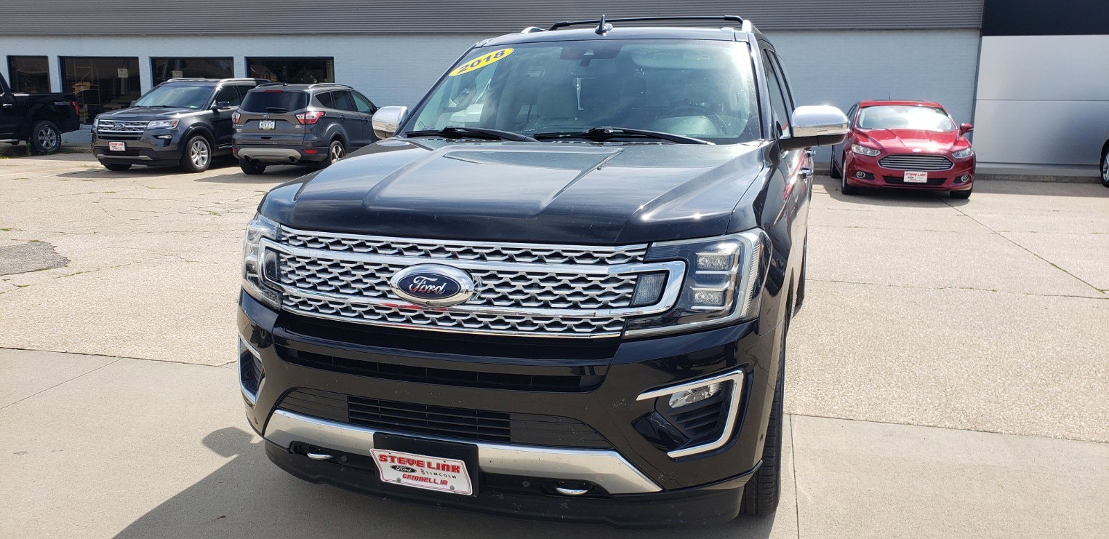 Used 2018 Ford Expedition Platinum with VIN 1FMJK1MT7JEA60995 for sale in Grinnell, IA