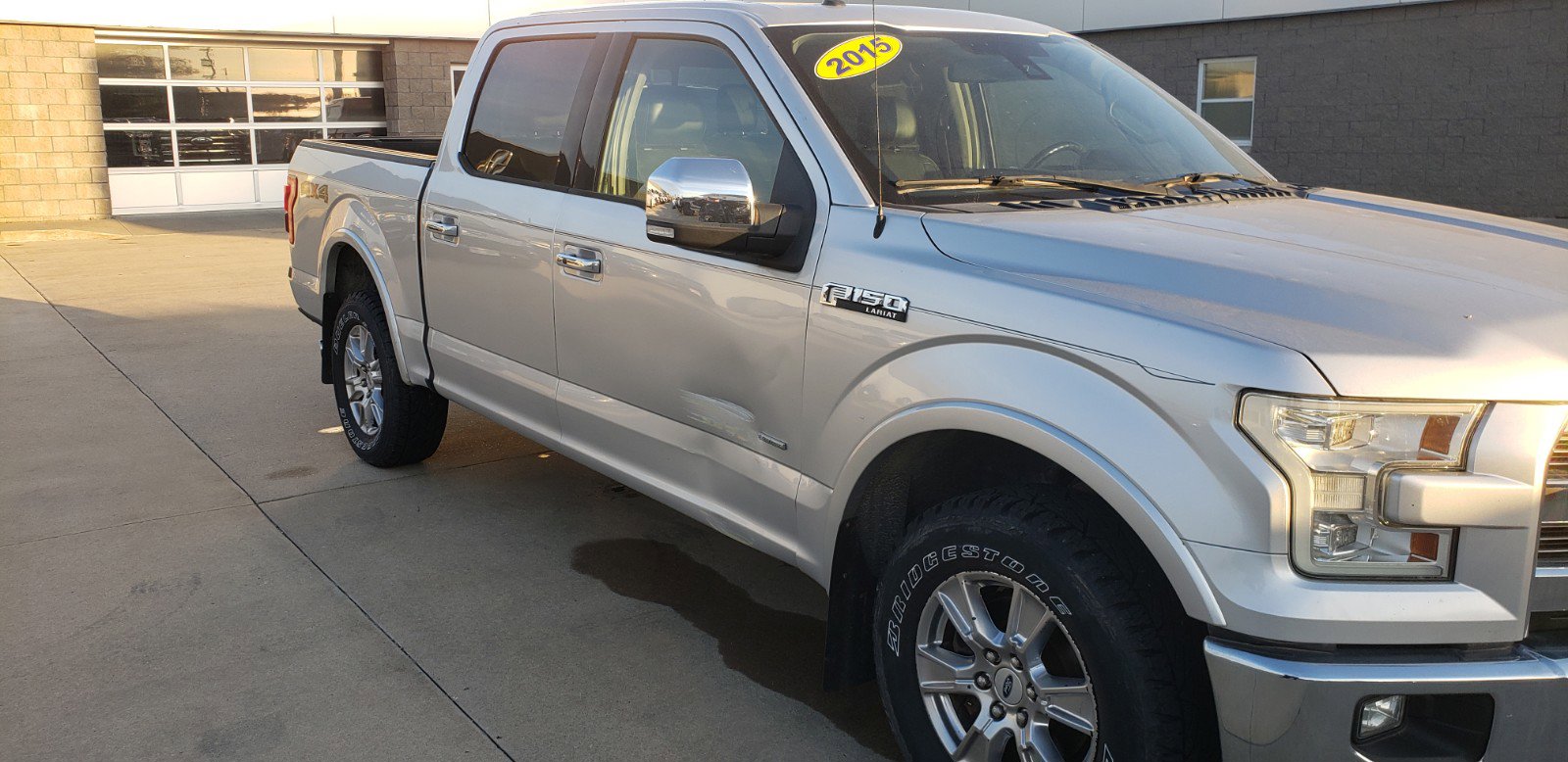 Used 2015 Ford F-150 Lariat with VIN 1FTEW1EG2FFA55930 for sale in Grinnell, IA