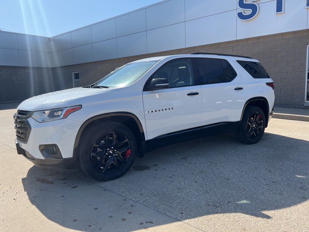 Used 2021 Chevrolet Traverse Premier with VIN 1GNEVKKW2MJ248777 for sale in Grinnell, IA