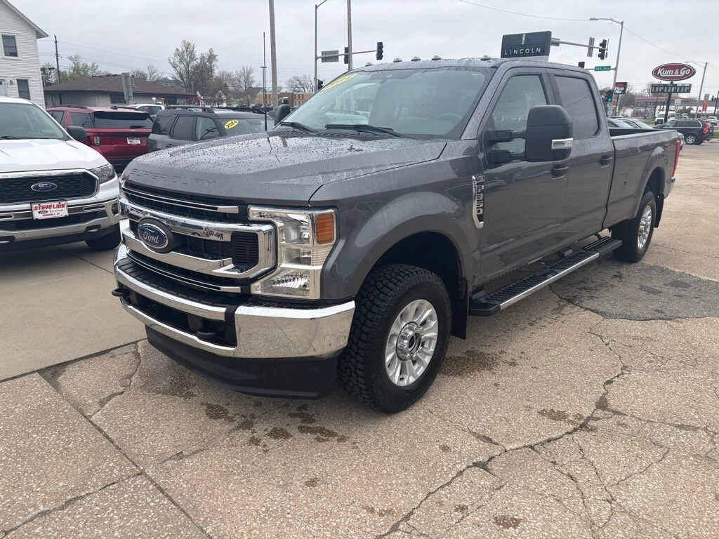 Used 2022 Ford F-350 Super Duty XL with VIN 1FT8W3B68NEF04004 for sale in Grinnell, IA