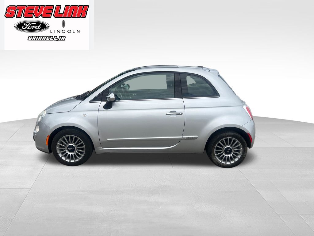 2012 FIAT 500 Lounge's photo