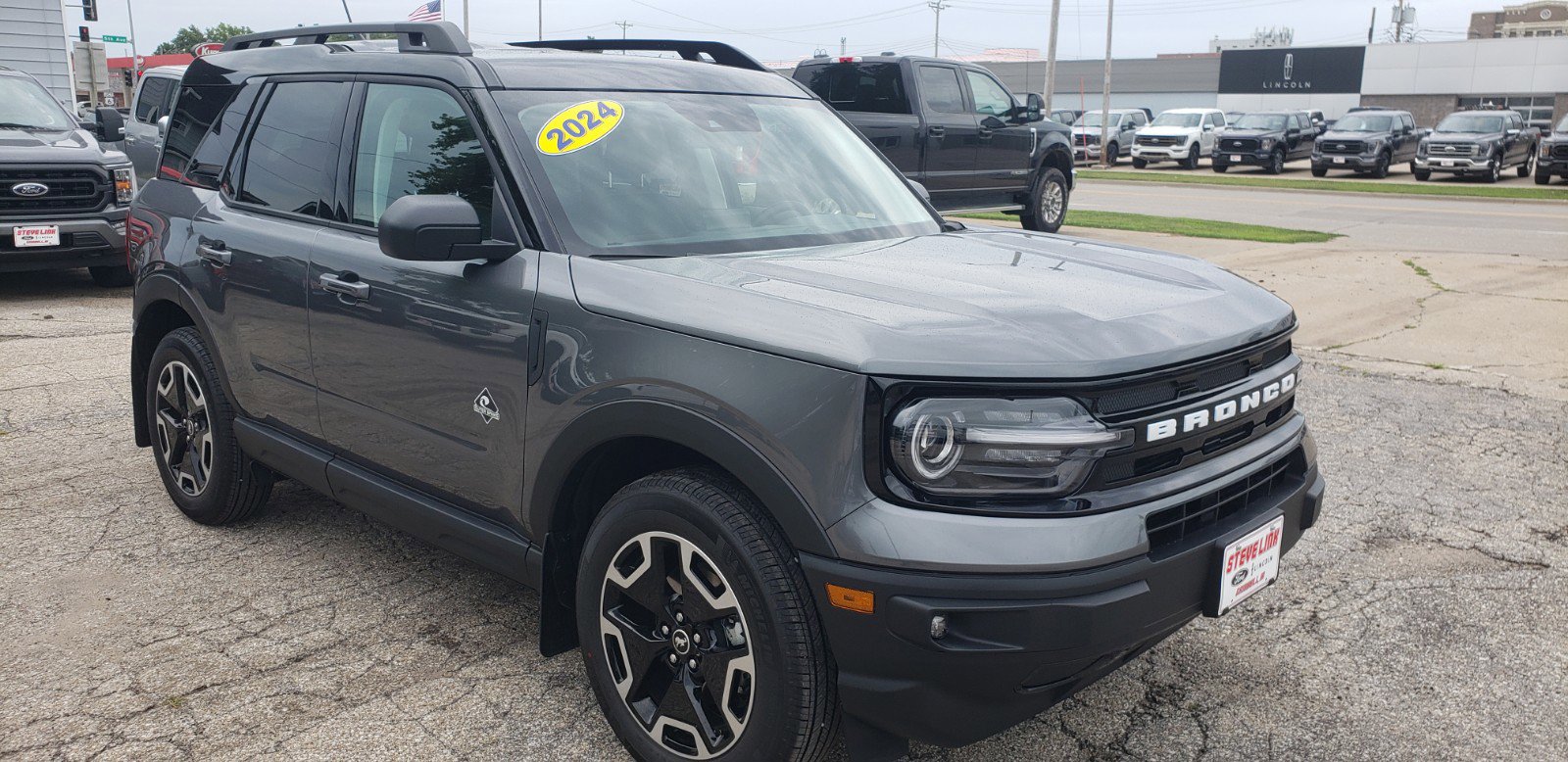 Used 2024 Ford Bronco Sport Outer Banks with VIN 3FMCR9C63RRE65887 for sale in Grinnell, IA