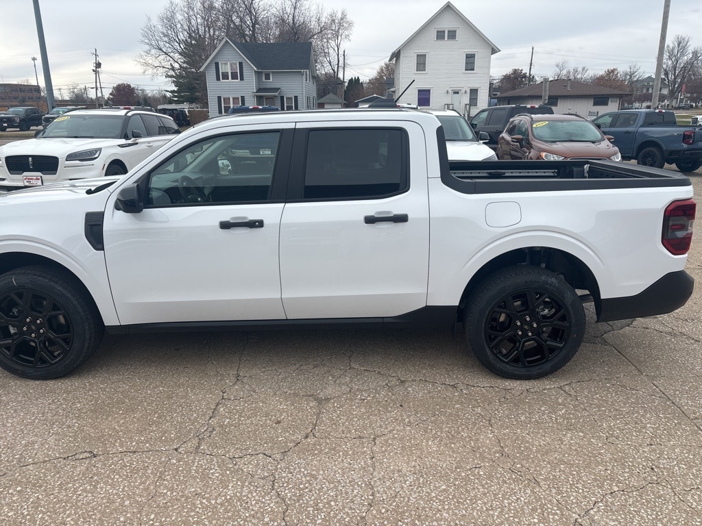 2025 Ford Maverick XLT's photo