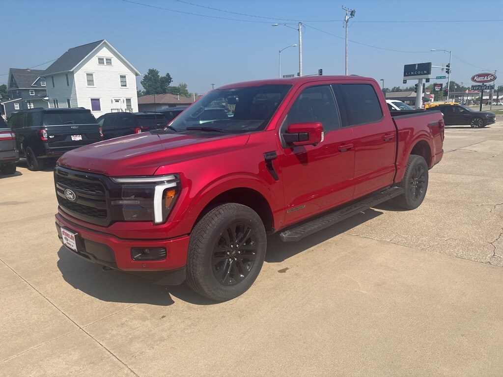 2025 Ford F-150 Lariat photo 2