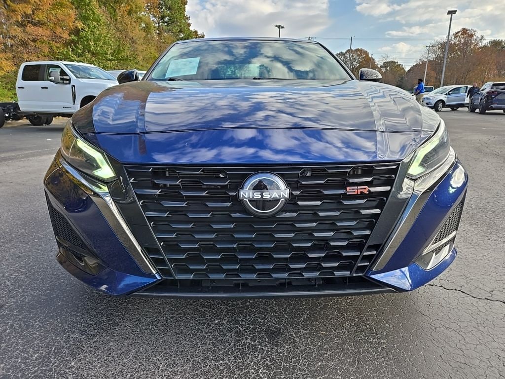 Used 2024 Nissan Altima 2.5 SR Sedan