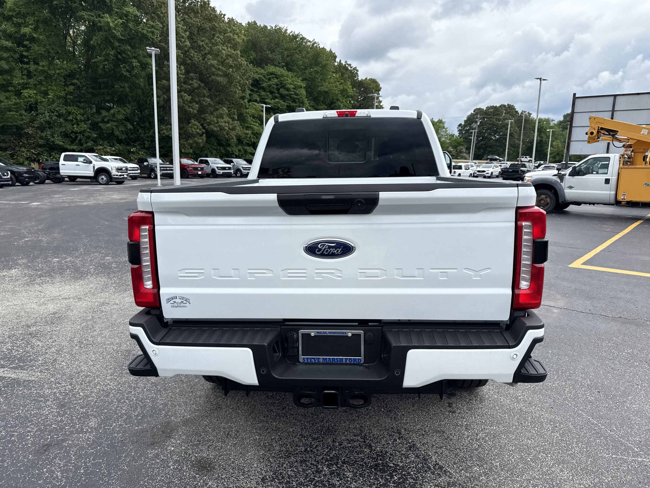 2025 Ford F-350 XL photo 4