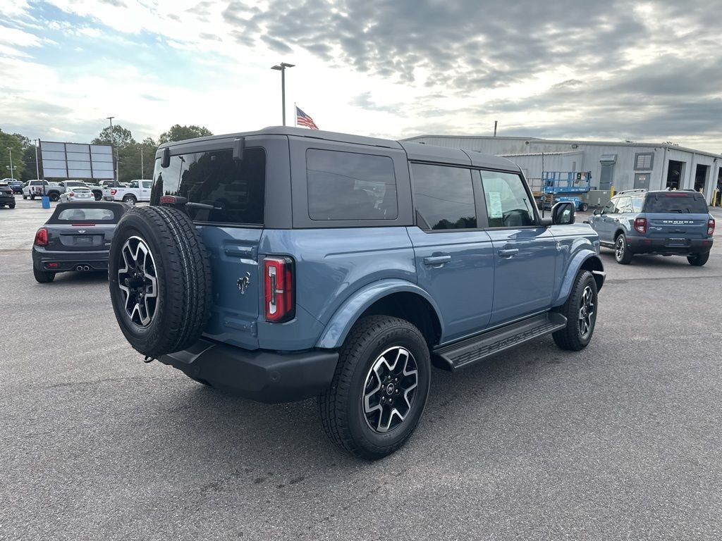 New 2025 Ford Bronco Outer Banks SUV