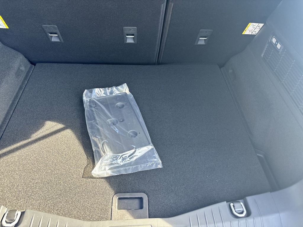 2024 Ford Mustang Mach-E Select - Photo 32