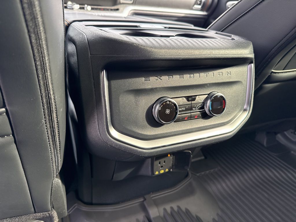 2025 Ford Expedition Tremor - Photo 16