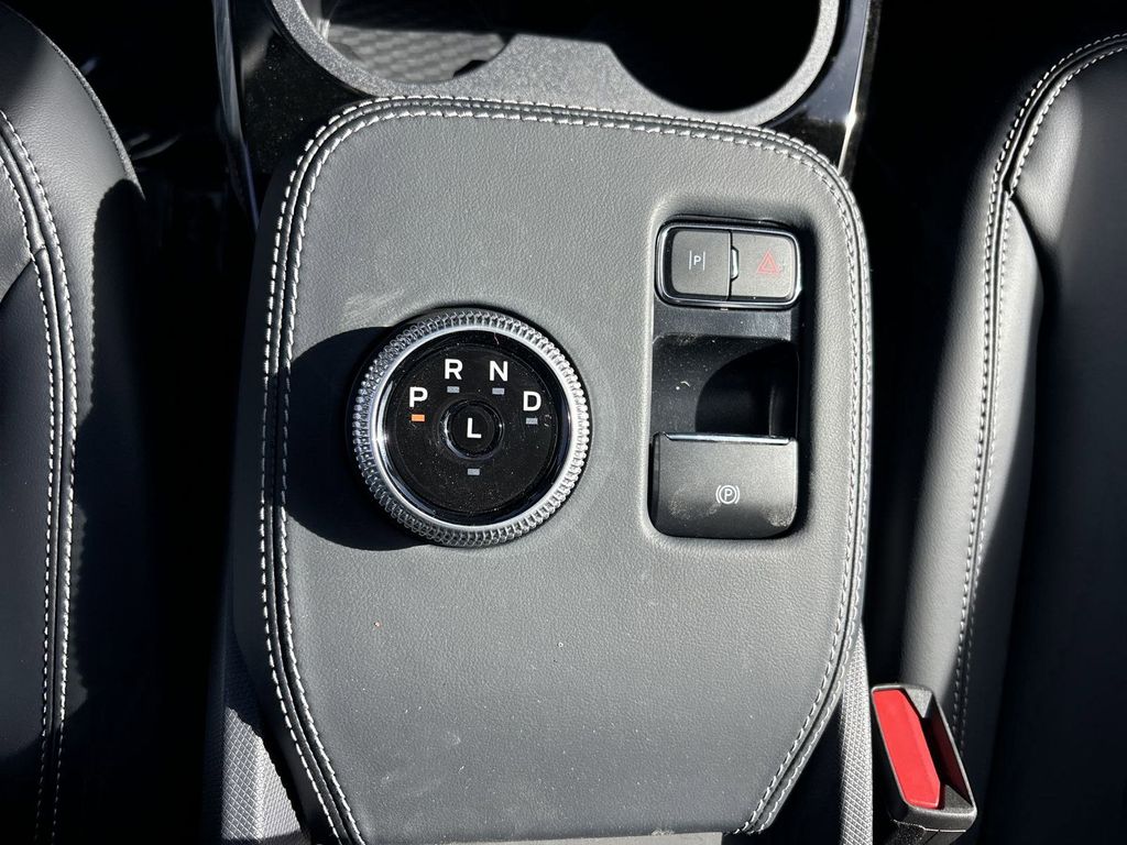 2024 Ford Mustang Mach-E Select - Photo 16