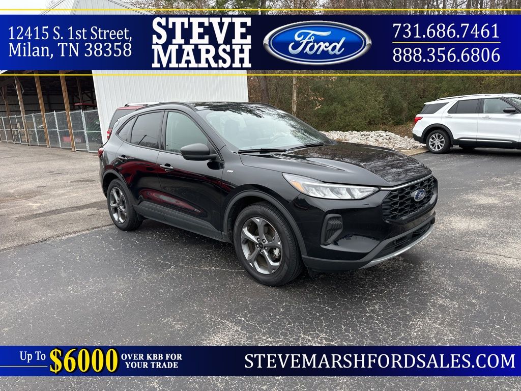 2025 Ford Escape ST-Line's photo