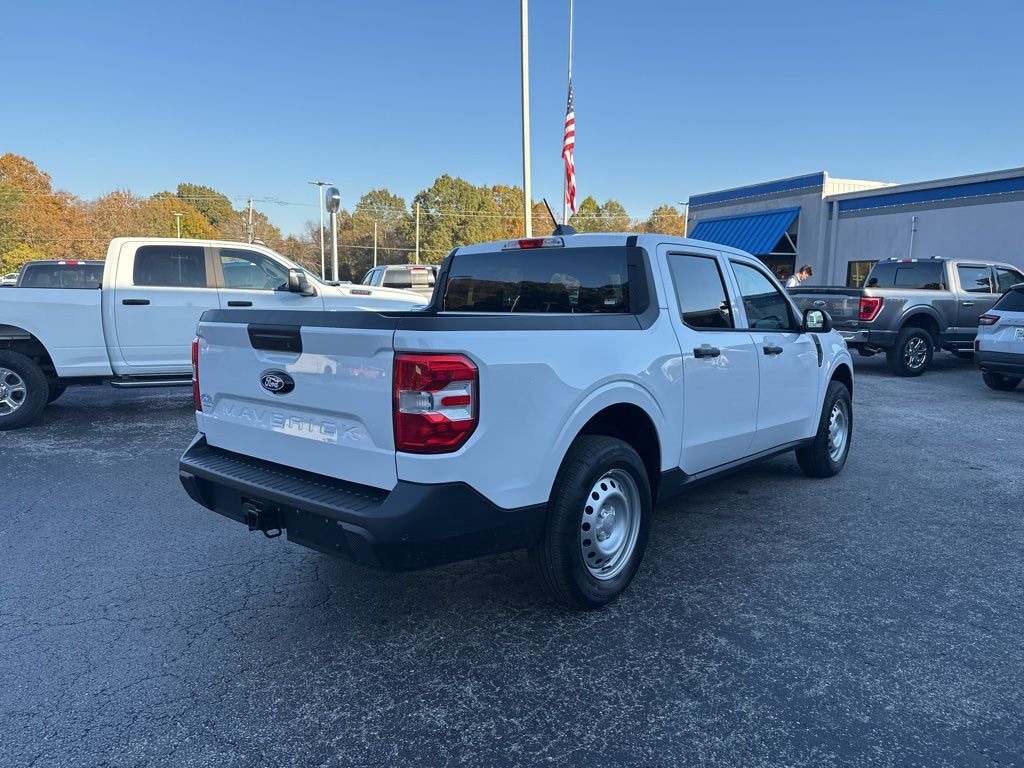 New 2025 Ford Maverick XL Truck