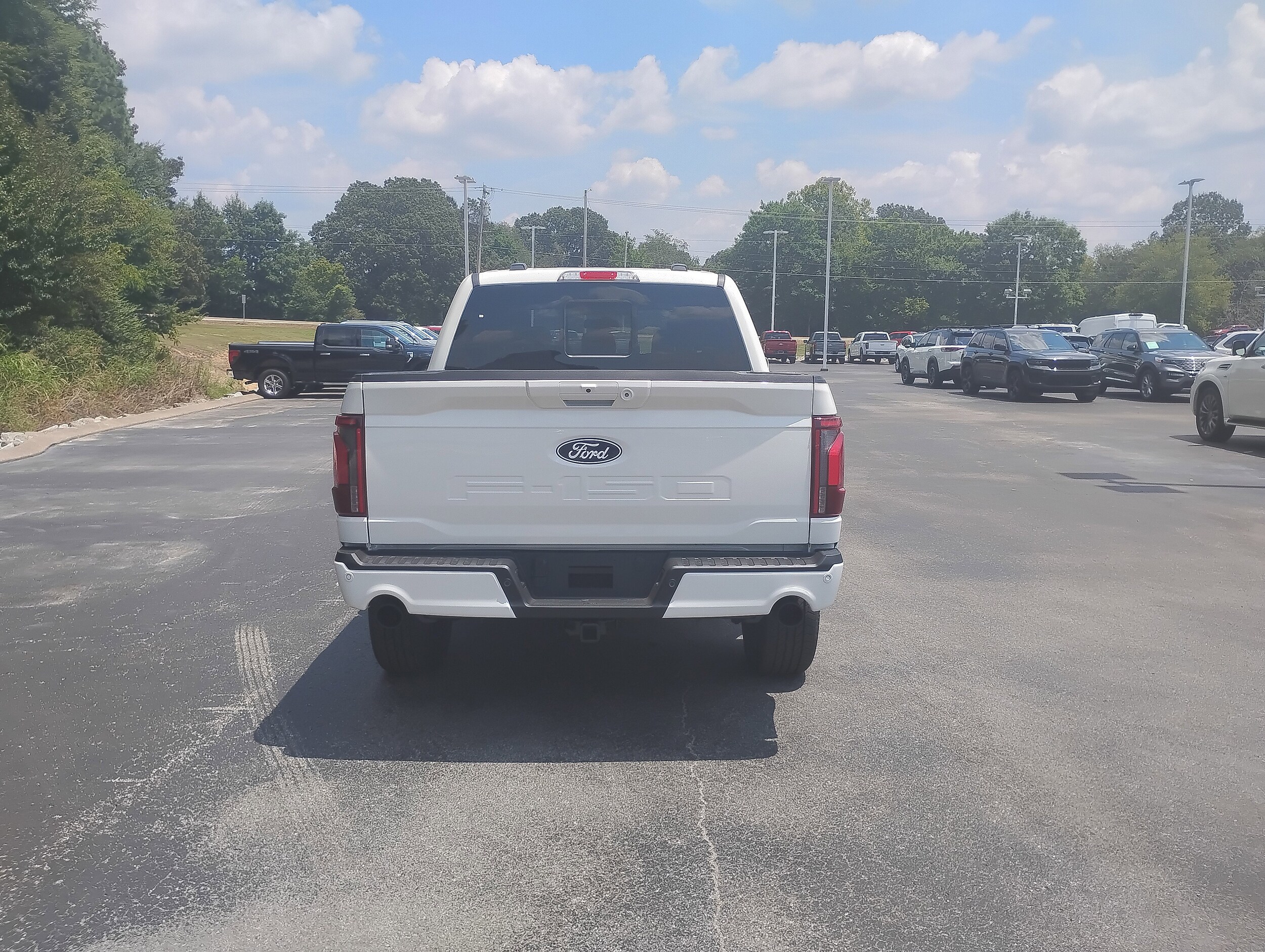 2025 Ford F-150 Lariat photo 3