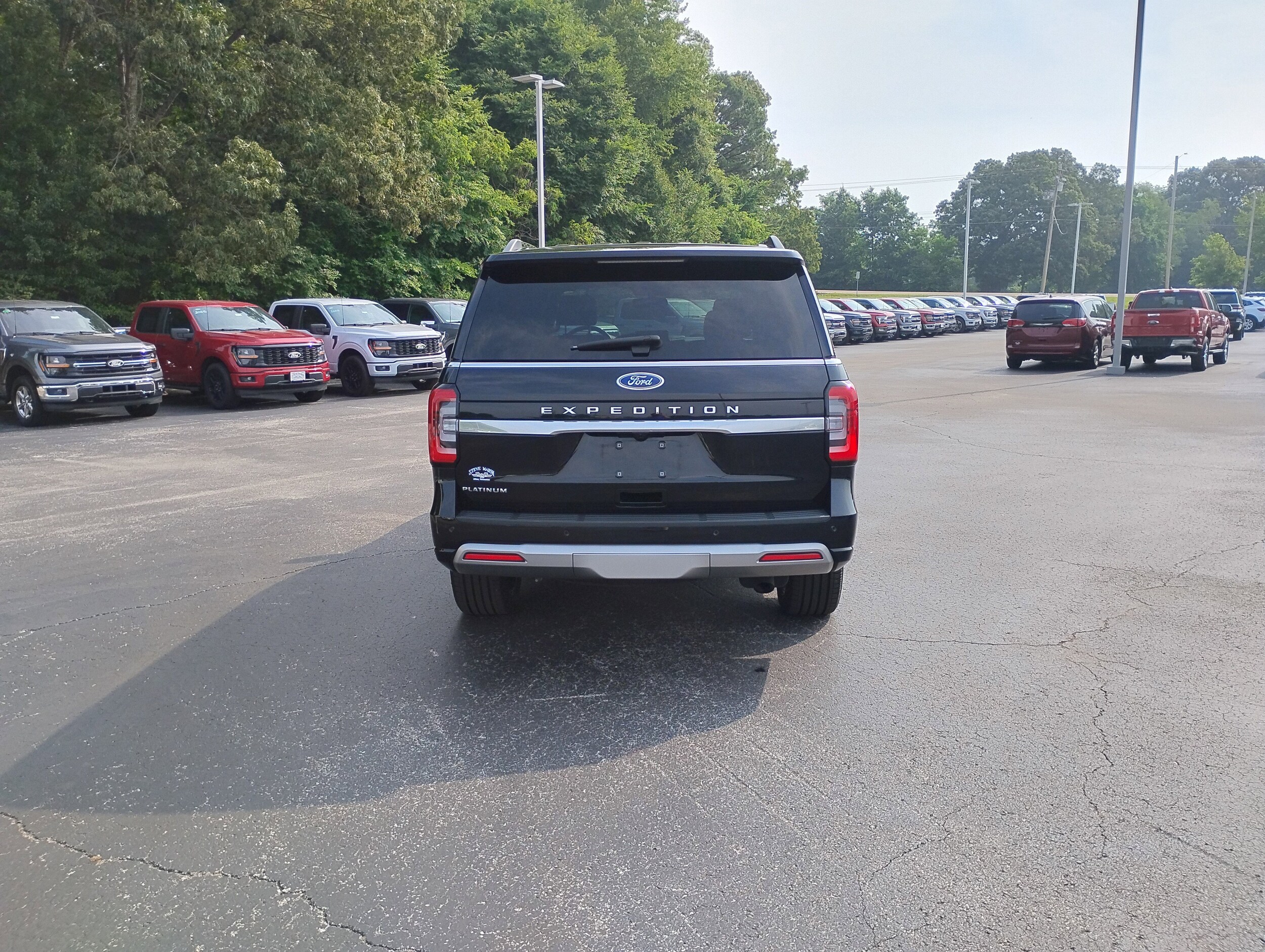 2024 Ford Expedition Platinum photo 3