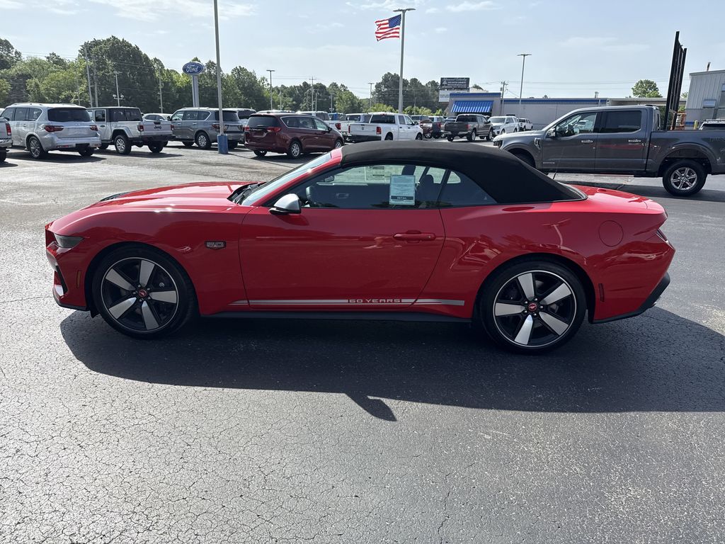 2025 Ford Mustang GT Premium Convertible - Photo 6