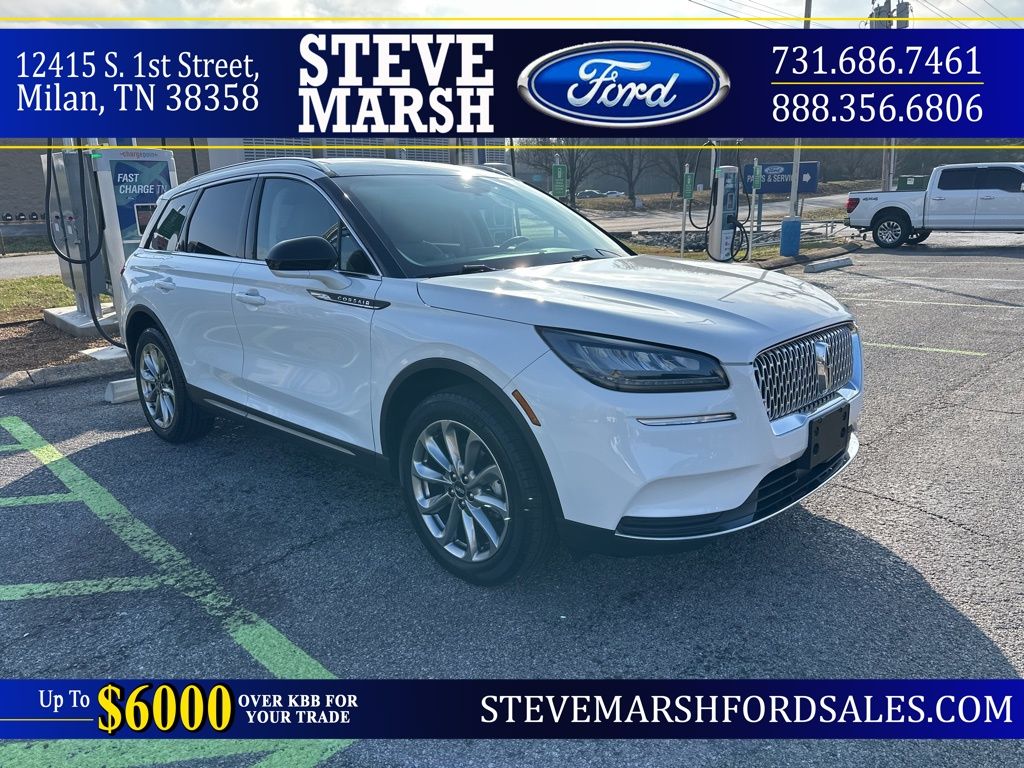 2021 Lincoln Corsair Base's photo