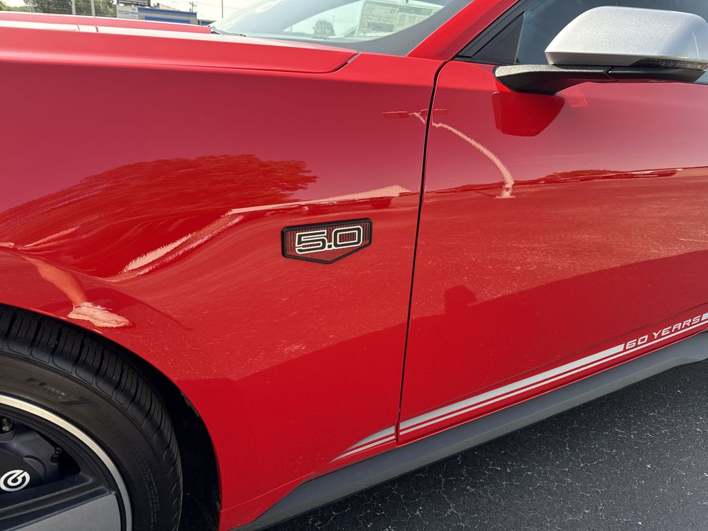 2025 Ford Mustang GT Premium Convertible - Photo 10