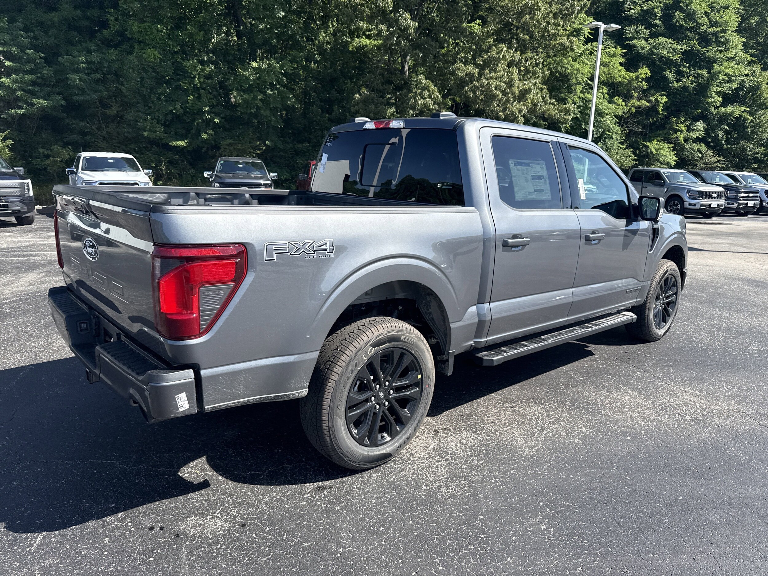 2025 Ford F-150 XLT photo 2