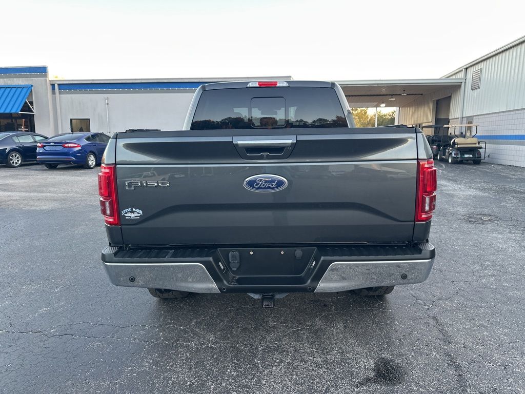 2016 Ford F-150 Lariat photo 3