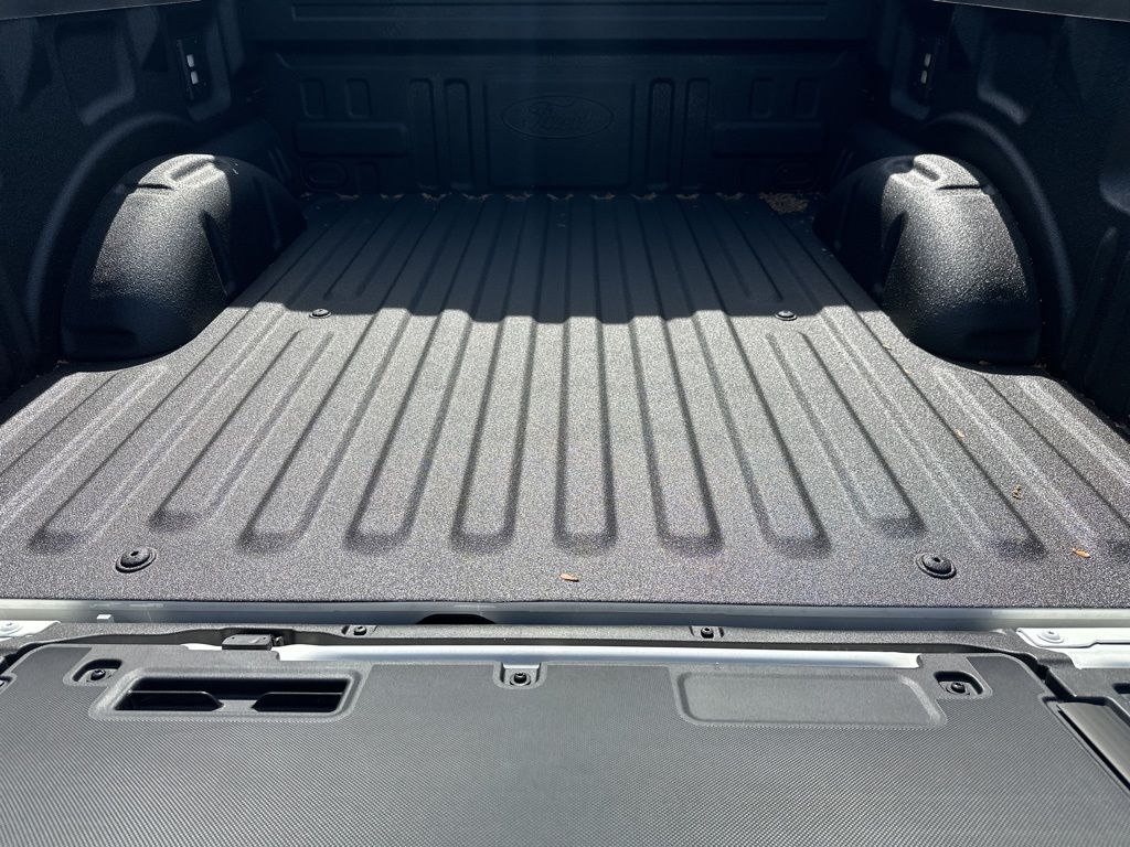 2026 Ford F-150 Platinum - Photo 11