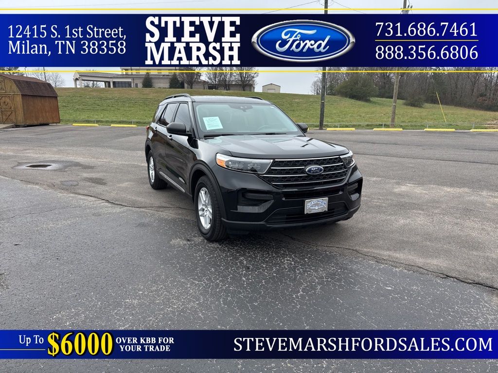 2022 Ford Explorer XLT's photo