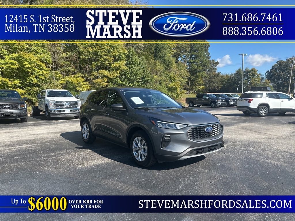 2025 Ford Escape Active's photo