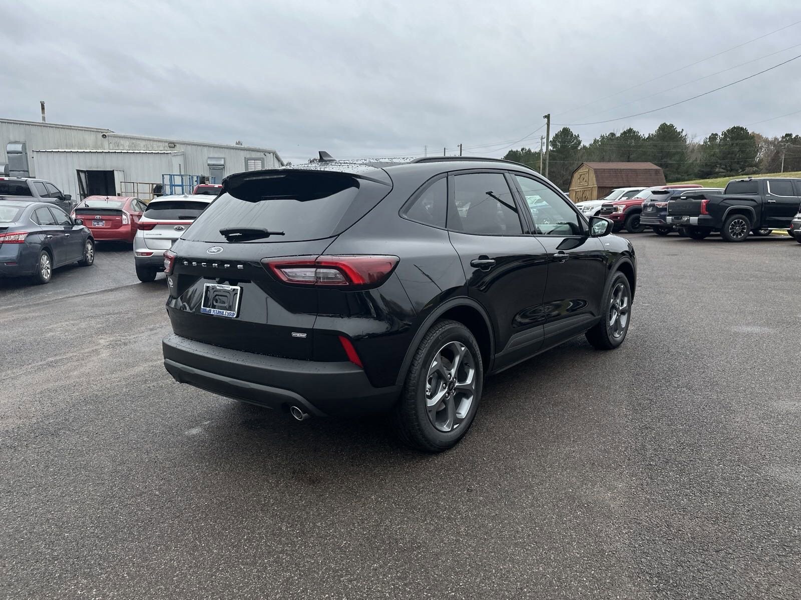 2025 Ford Escape ST-Line photo 3