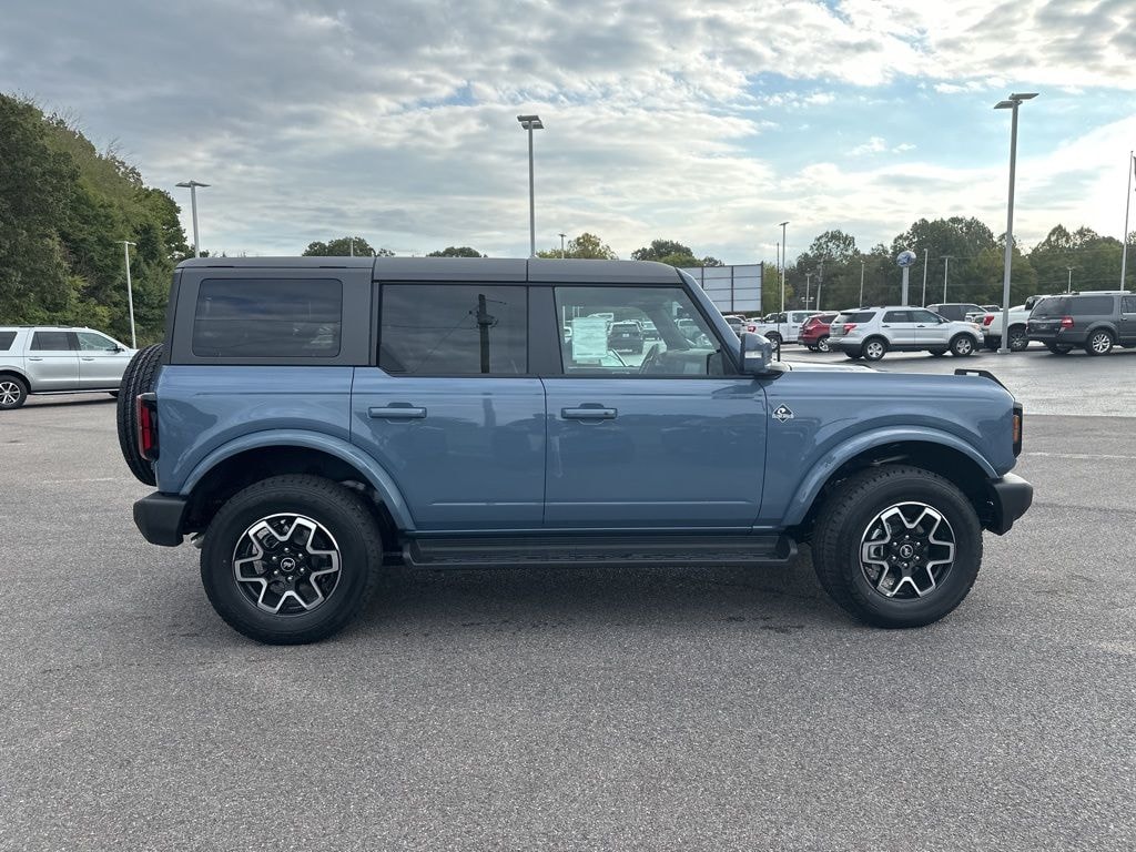 New 2025 Ford Bronco Outer Banks SUV