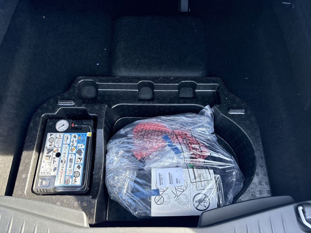 2024 Ford Mustang Mach-E Select - Photo 33