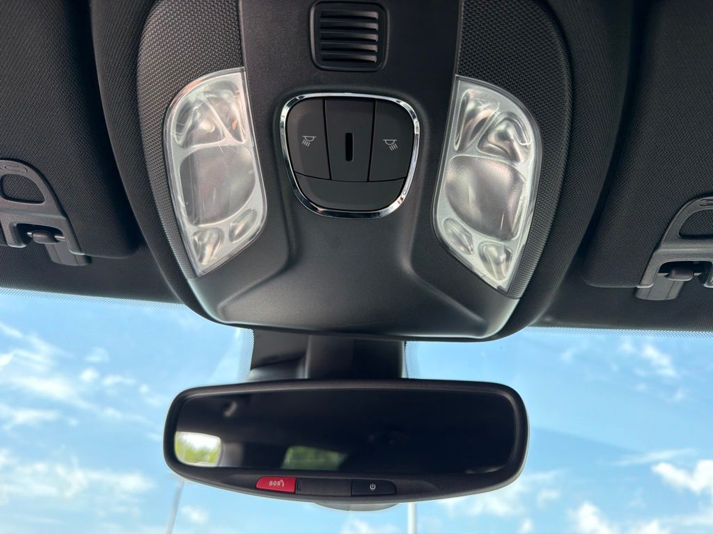 2025 Jeep Compass Limited - Photo 18