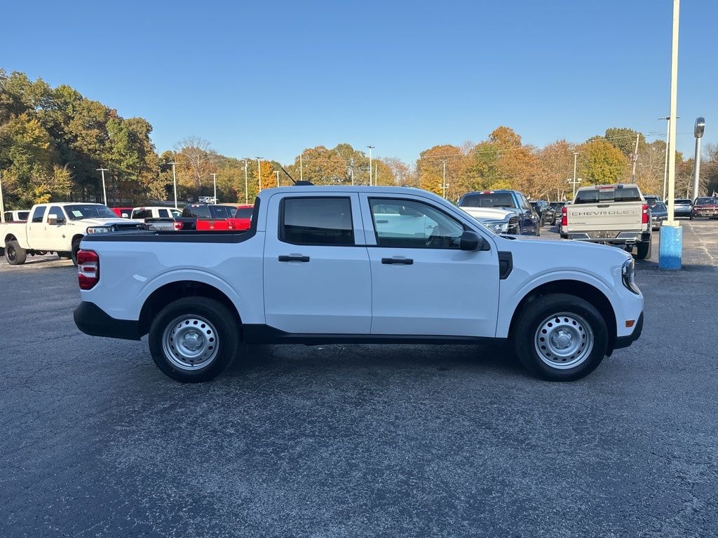 New 2025 Ford Maverick XL Truck