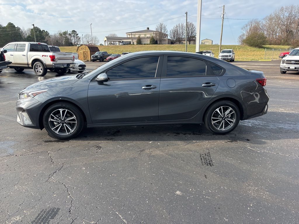 Used 2024 Kia Forte LXS with VIN 3KPF24AD4RE802617 for sale in Milan, TN