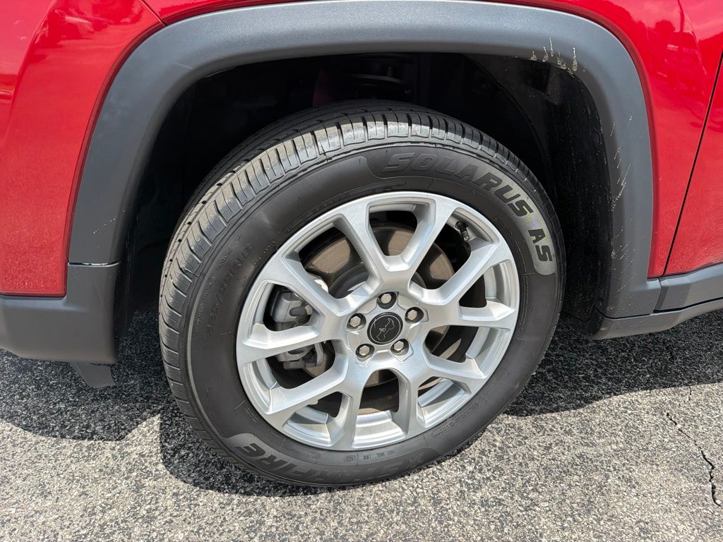 2025 Jeep Compass Limited - Photo 9