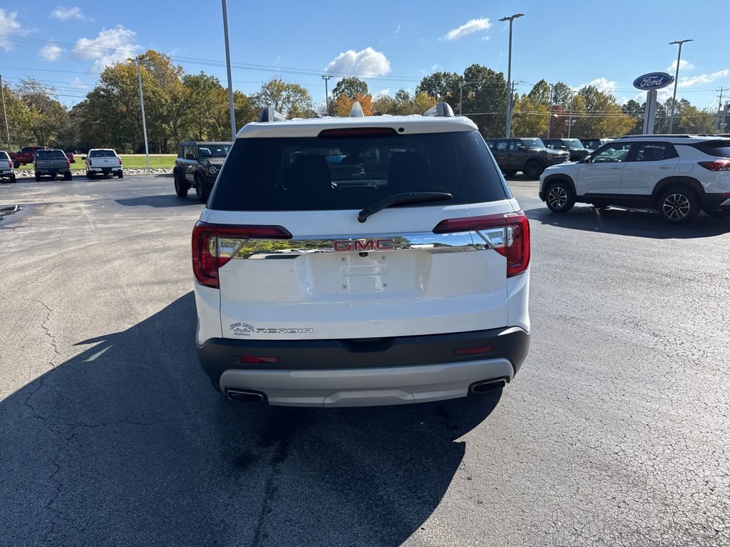 2023 Gmc Acadia SLE photo 2