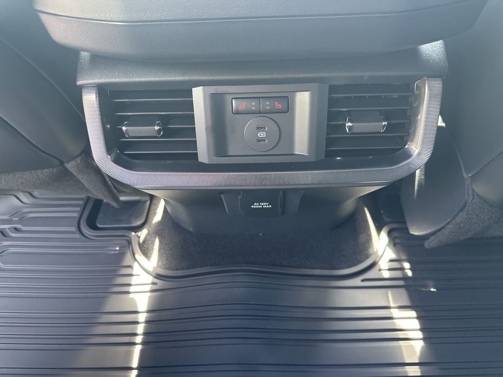 2026 Ford F-150 Platinum - Photo 16