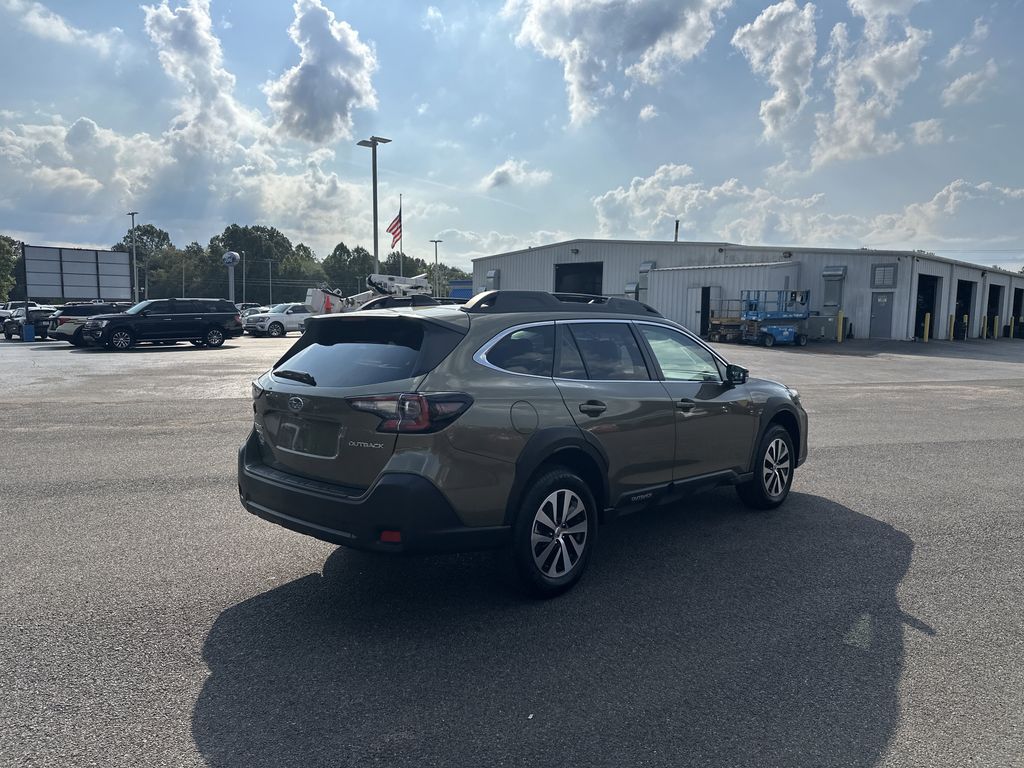 2025 Subaru Outback Premium photo 3