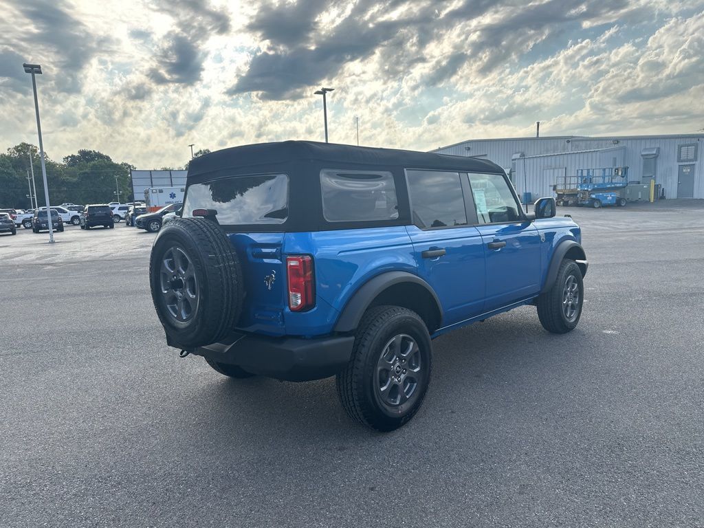 2025 Ford Bronco Big Bend photo 3