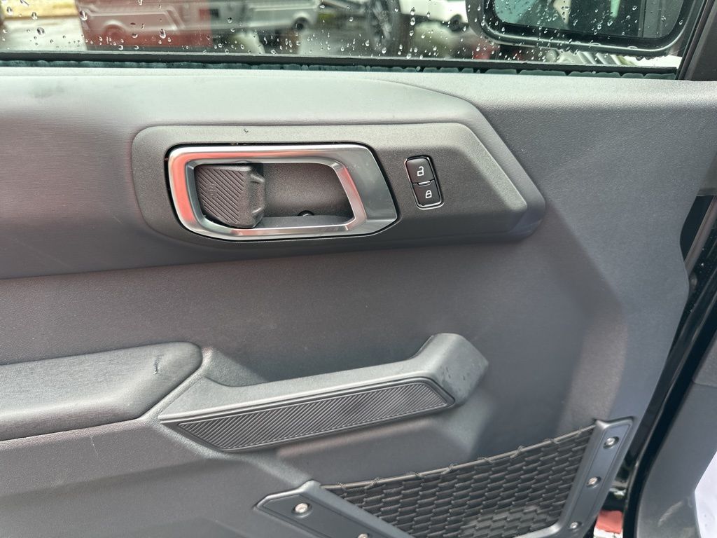 2025 Ford Bronco 4-Door Outer Banks - Photo 17