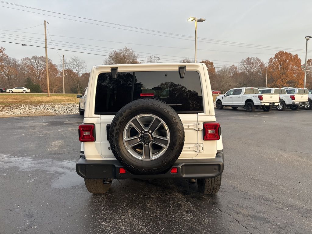 2019 Jeep Wrangler Unlimited Sahara photo 3