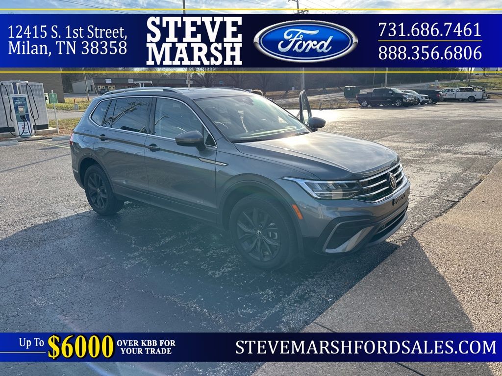 2024 Volkswagen Tiguan SE's photo