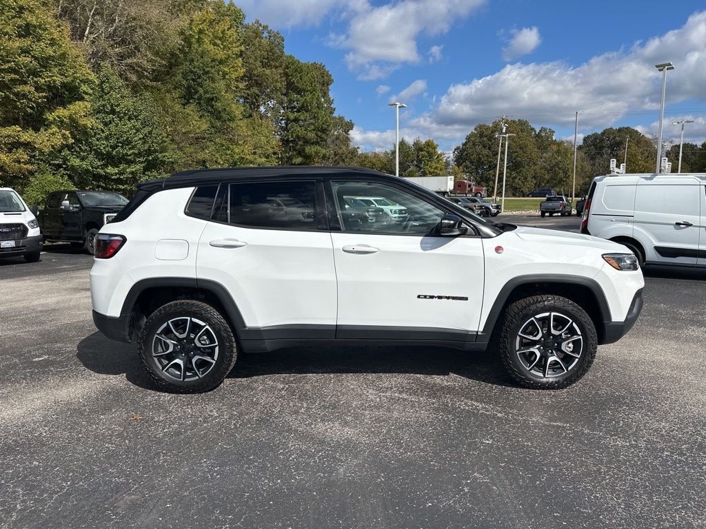 Used 2024 Jeep Compass Trailhawk SUV