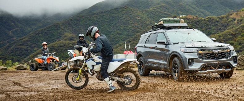 2025%20Ford%20Explorer%20off%20road-790x327.png